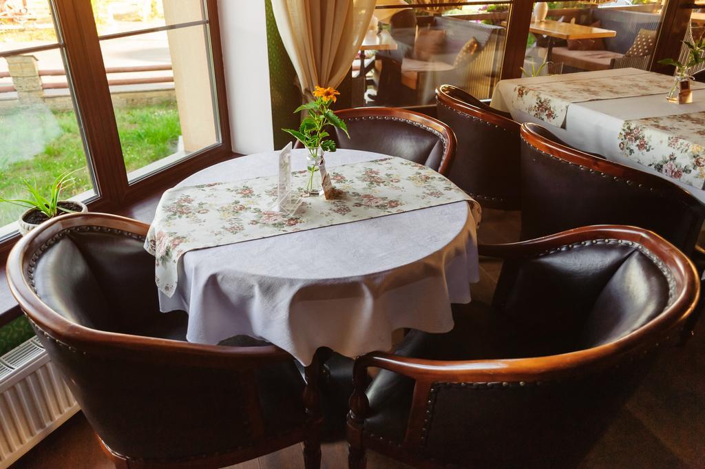 Hotel Zolota Pidkova Kozlin المظهر الخارجي الصورة