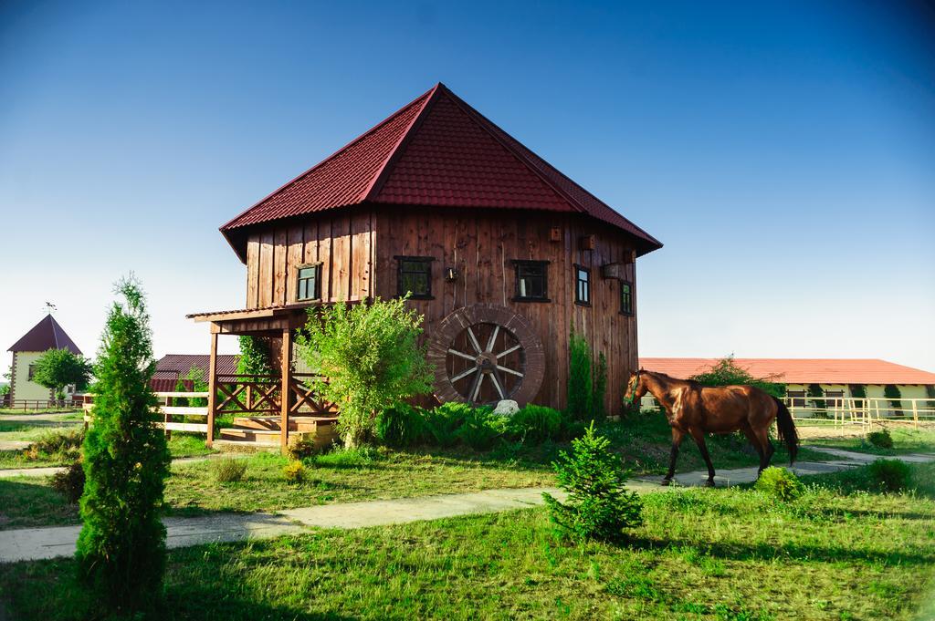 Hotel Zolota Pidkova Kozlin المظهر الخارجي الصورة